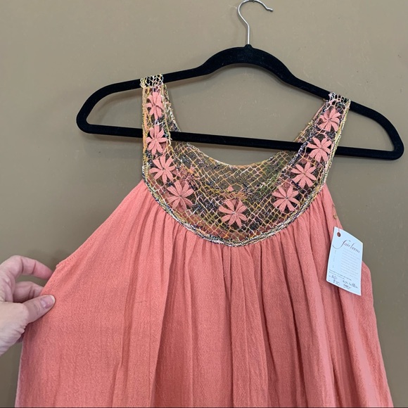 NWT Fairloom Floral Embroidered Sleeveless Scoopneck Ruched Mini Short Dress - Picture 3 of 7